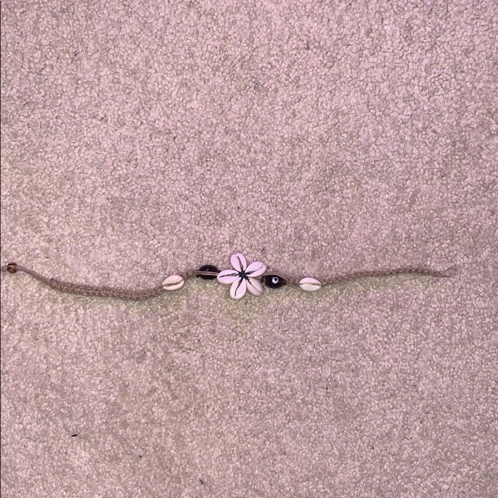 Puka Shell Necklace - Picture 2 of 2